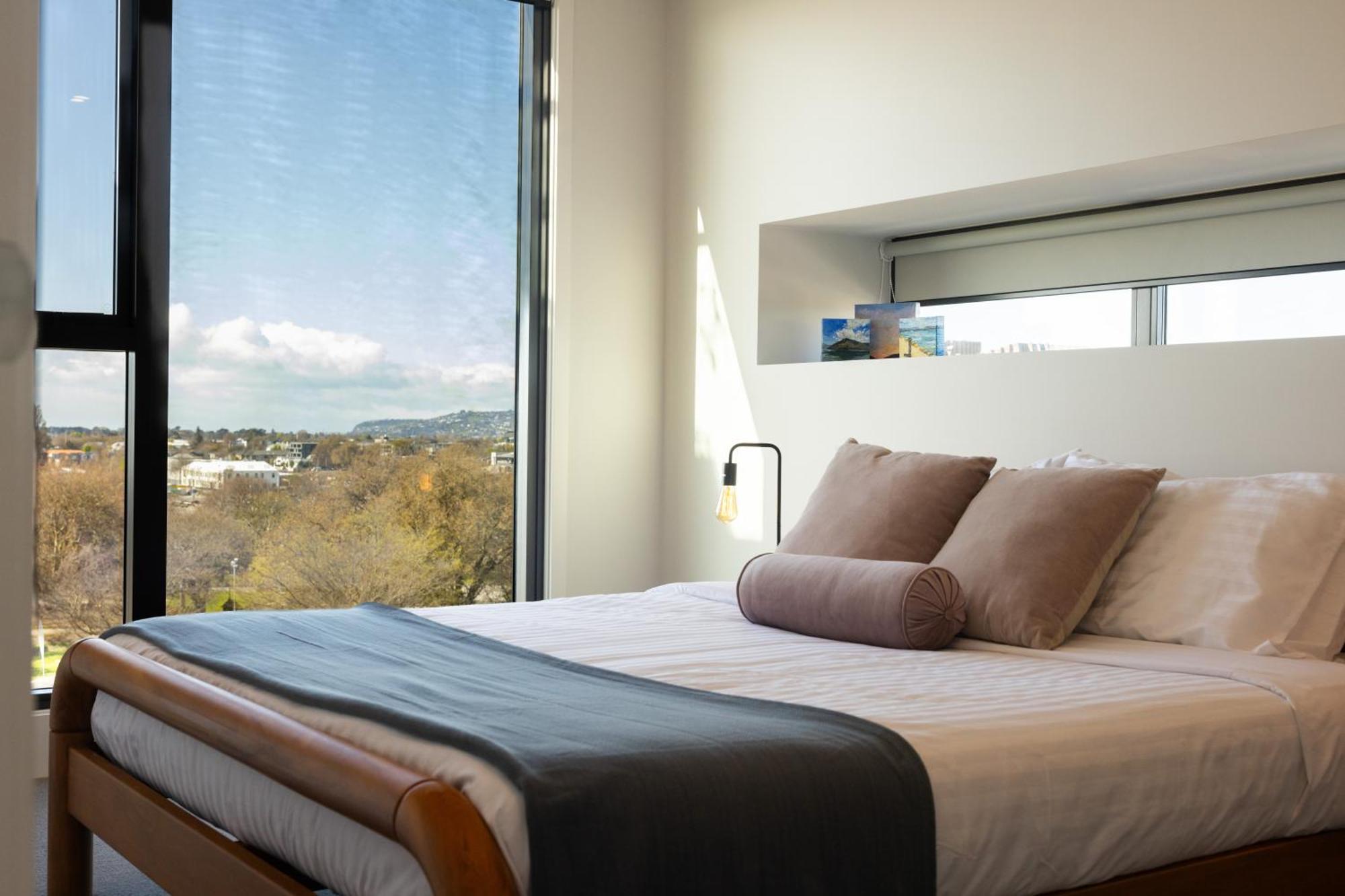Luxury 2 Bedroom Cbd Apartment With Free Parking Christchurch Exteriör bild